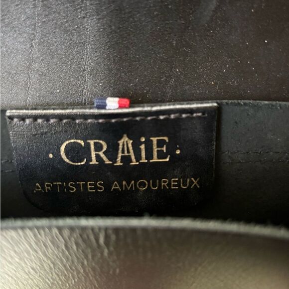 CRAIE Studio Artistes Amoureux ( Artistes in Love) Crossbody Bag in Black - Picture 4 of 11